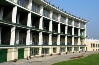 Гарвард по-київськи: новий освітній центр на місці гольф-клубу в Оболоні