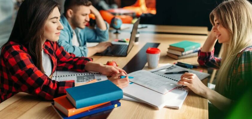 Що таке передвища освіта: ключові аспекти та можливості в Україні