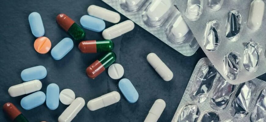 Антибіотики: визначення, принцип дії та їх роль у сучасній медицині