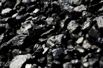 Антрацит: Властивості, Використання та Екологічні Наслідки Видобутку