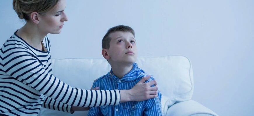 Що таке аутизм: розуміння особливостей та ознак розладу розвитку