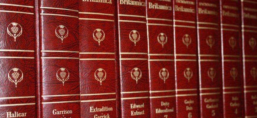 Енциклопедія: Визначення, Історія та Значення в Сучасному Світі