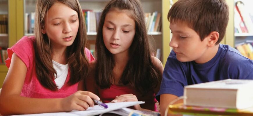 Епітет: визначення, приклади та роль у літературних творах