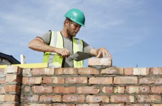 Що таке кельма: призначення, види та поради щодо вибору інструмента