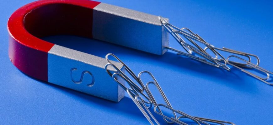 Магніт: Визначення, Принципи Дії та Застосування у Повсякденні