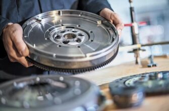 Маховик: Важливий елемент механізмів та його функції в техніці