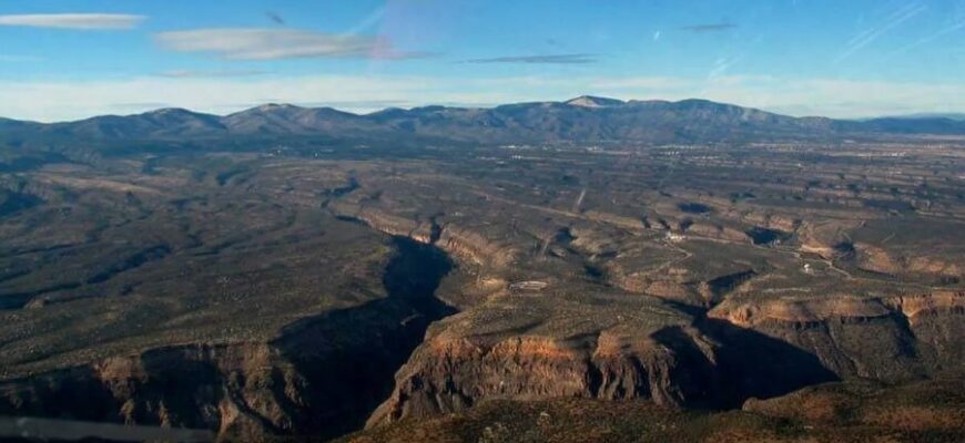 Плато: визначення, характеристики та найбільш відомі приклади у світі