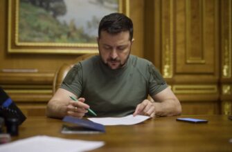 Усе про укази: визначення, значення і роль в державному управлінні