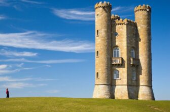 Вежа: Визначення, історія та сучасні інтерпретації будівель