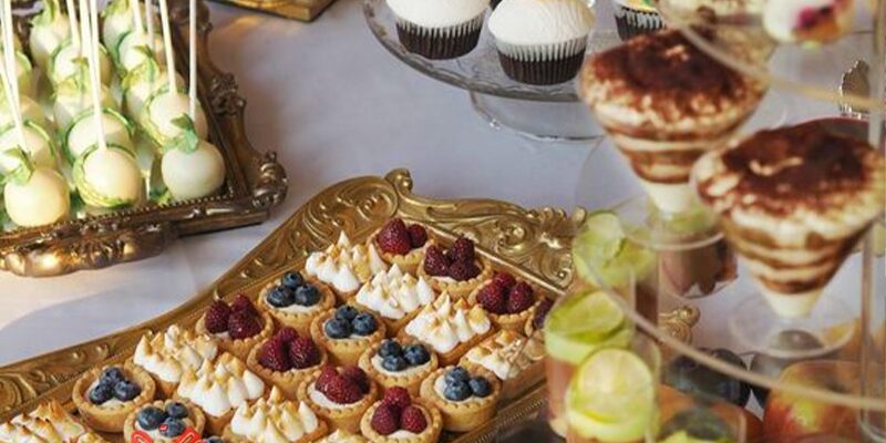 Кенді бар: створіть незабутню атмосферу на вашому святі! Кенді бар: створіть незабутню атмосферу на вашому святі!