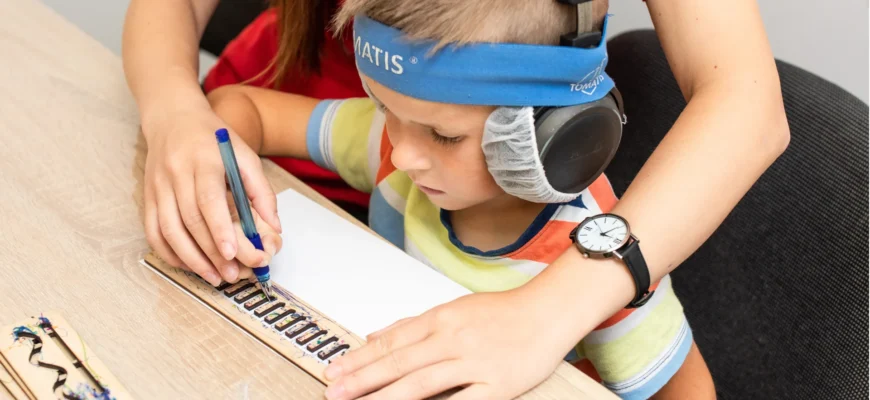 Томатіс терапія: як звукова стимуляція покращує розвиток мозку