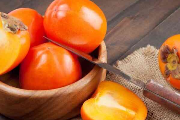 Як правильно їсти хурму, яка в’яже: поради та способи підготовки