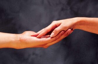 Значення тактильного контакту між чоловіком та жінкою: що потрібно знати