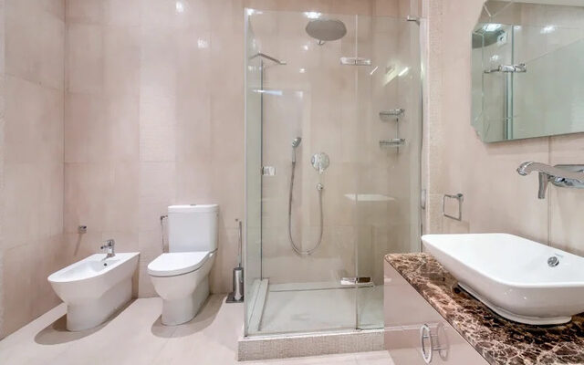 Що обрати: ванну чи душ? Аналіз витрат на встановлення та утримання