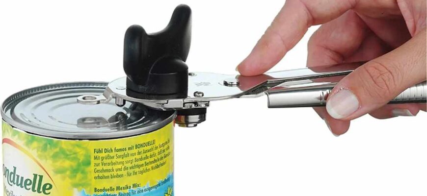 Як швидко та безпечно відкрити банку з огірками за допомогою ножа