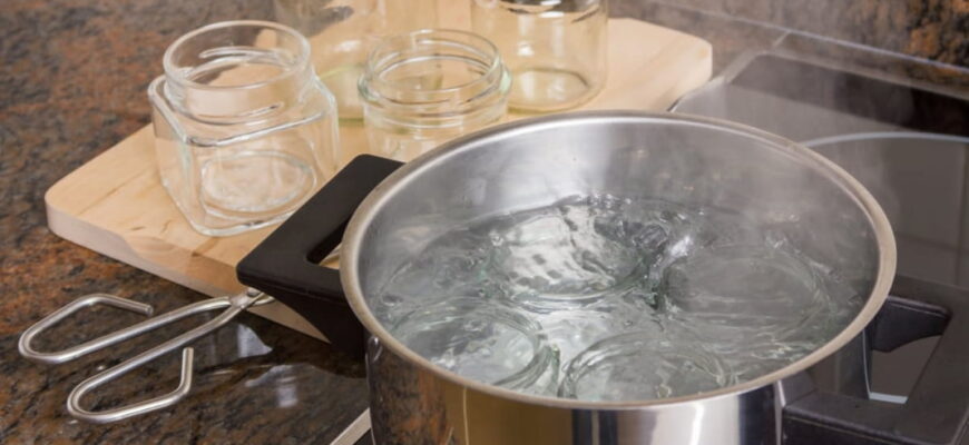 Чи безпечно стерилізувати банки в окропі: повне керівництво 2023