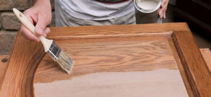 Чи можливо пофарбувати двері з ДВП: методи та рекомендації експертів