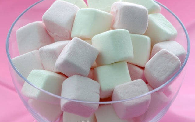 Як обробити мастику, щоб надати їй блиск: поради та засоби