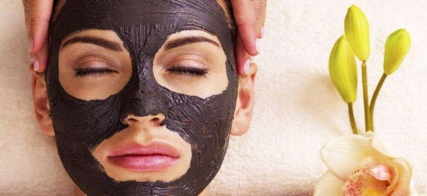 Вплив вугілля на обличчя: користь і можливі наслідки для шкіри