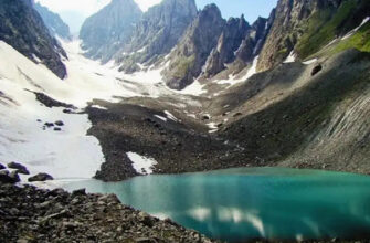 Як дістатися до мальовничих озер Абуделаурі: маршрути та поради