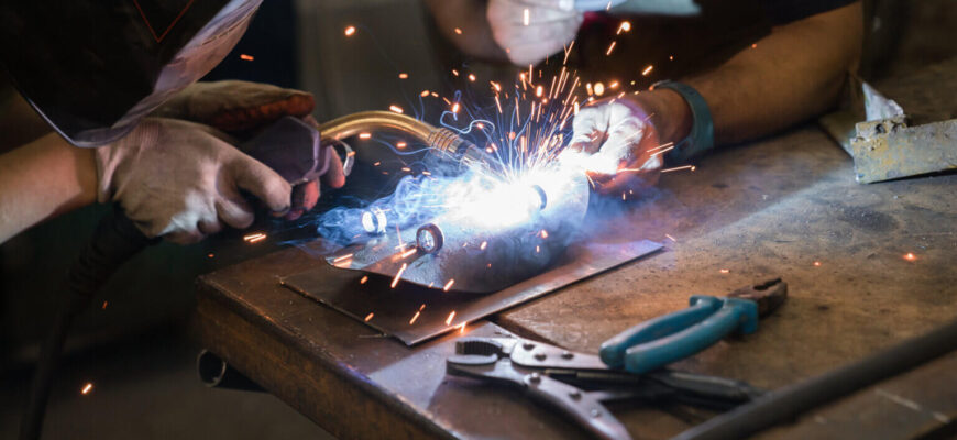“Як називається майстер із роботи з металом: професійні терміни”