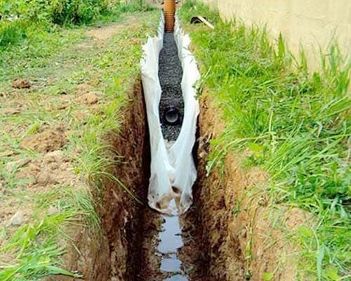 Як правильно встановити дренажну трубу: покрокова інструкція та поради