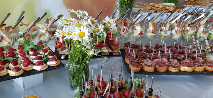 Оптимальна кількість фуршетних страв для ідеального весілля