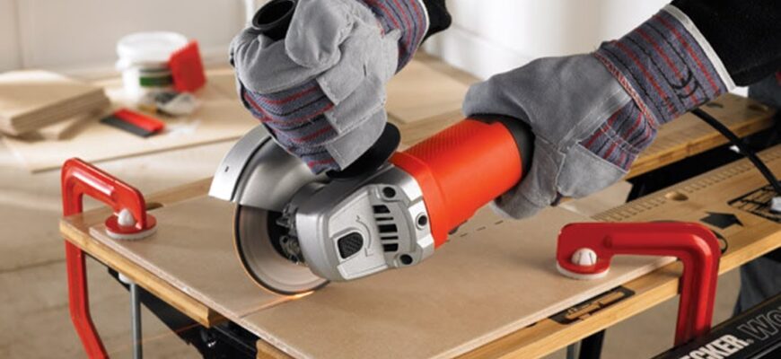 Чи безпечно та ефективно різати плитку болгаркою: поради та техніка