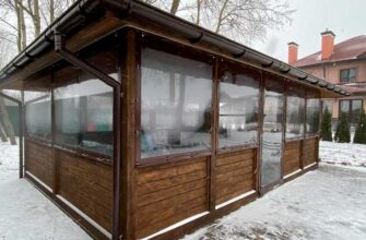 Оптимальні матеріали для обшивки боків альтанки: поради та варіанти