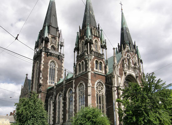 Що таке Єзидська церква: Визначення і особливості храму єзидів