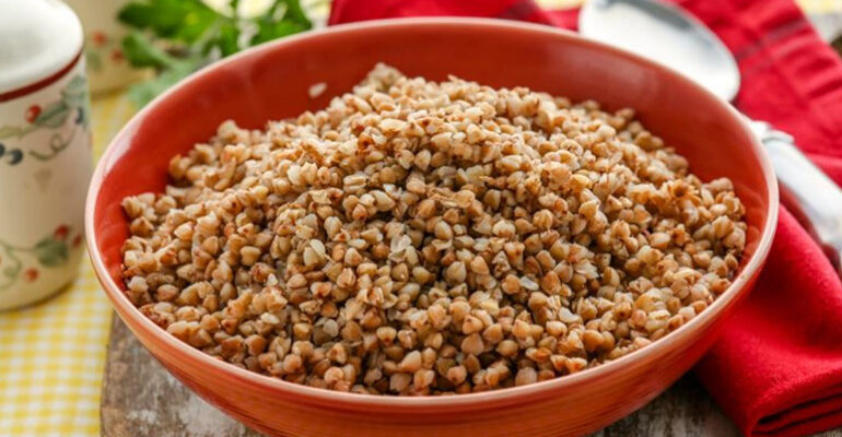 Гречана крупа vs. гречка: у чому різниця та що обрати?