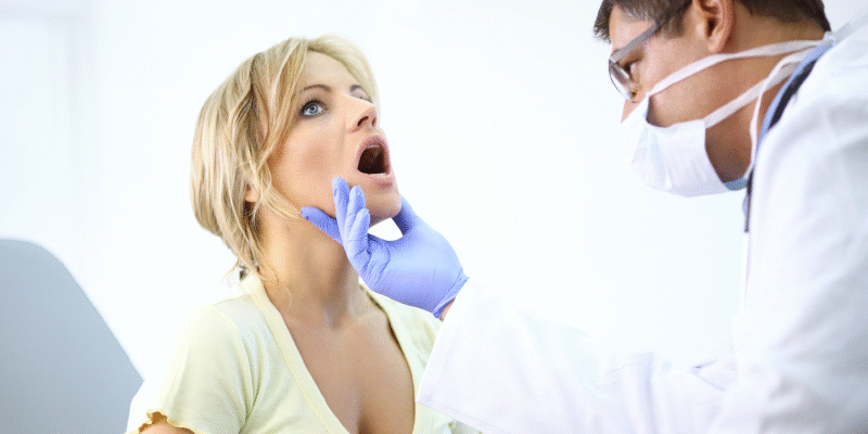 Біль у горлі без температури: причини та ефективні методи лікування