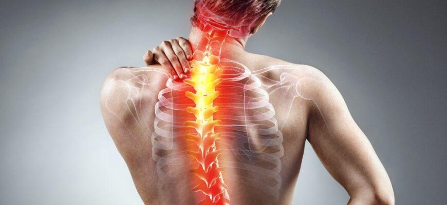 Біль в ребрах: основні причини, симптоми та ефективні методи лікування