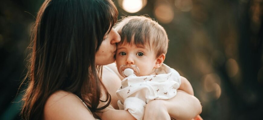 Чому дорослий син сниться маленьким: тлумачення сновидінь і значення