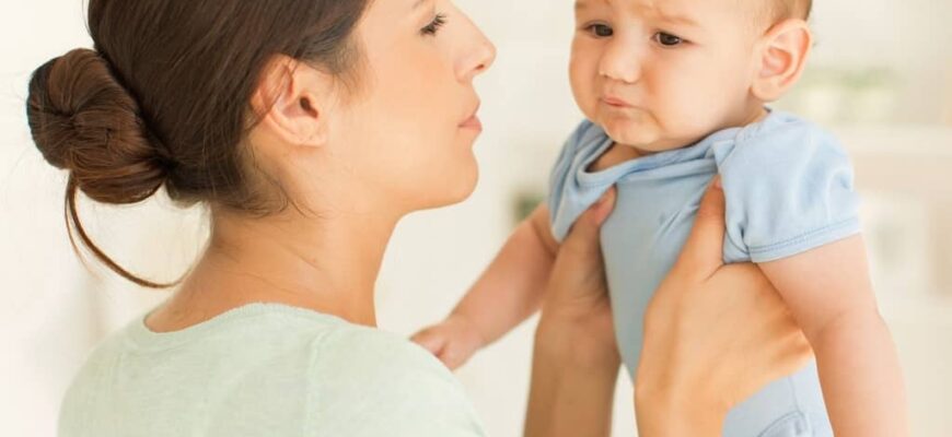 Чому дитина тремтить після сну: основні причини та рекомендації