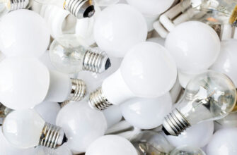 Чому LED-лампа світиться після вимкнення: причини та розв’язання проблеми