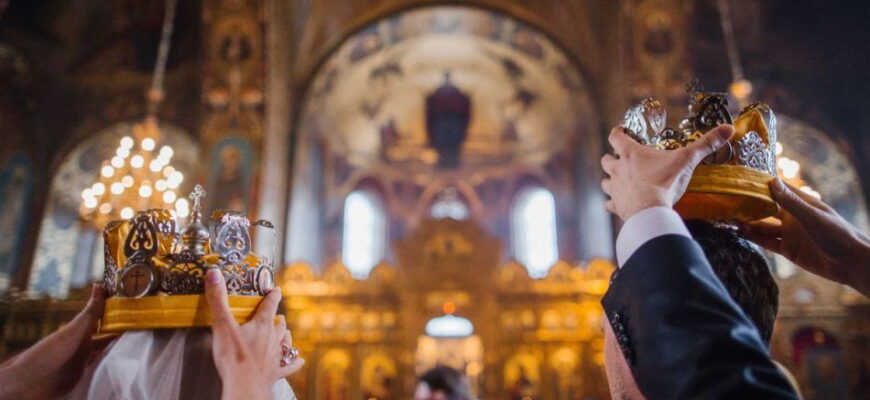 Чому важливо вінчатися: Духовне значення церковного шлюбу