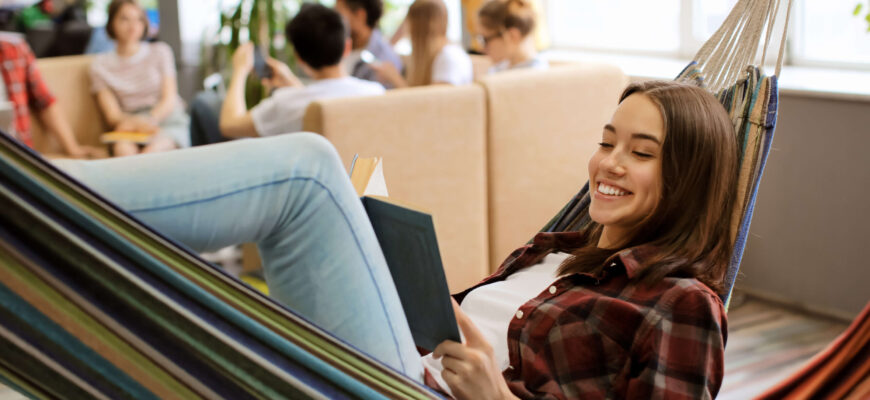 Чому важливо вивчати іноземну мову: ключ до нових можливостей