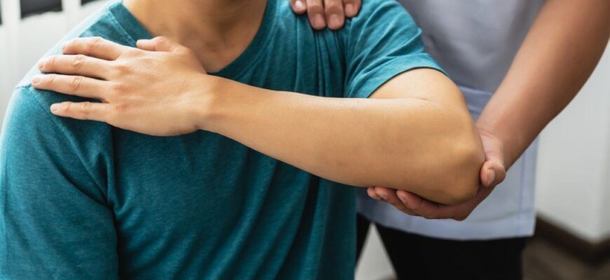 Чи можна парити руку після перелому: поради медиків та застереження