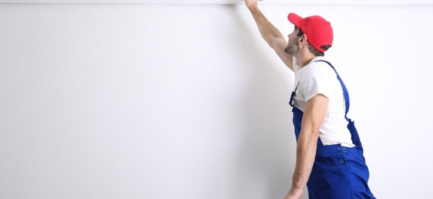 Чи необхідно ґрунтувати стіни перед нанесенням фінішної шпаклівки?