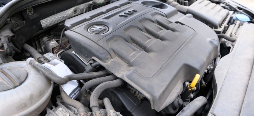 Чи потрібно прогрівати бензиновий двигун перед поїздкою: важливі поради