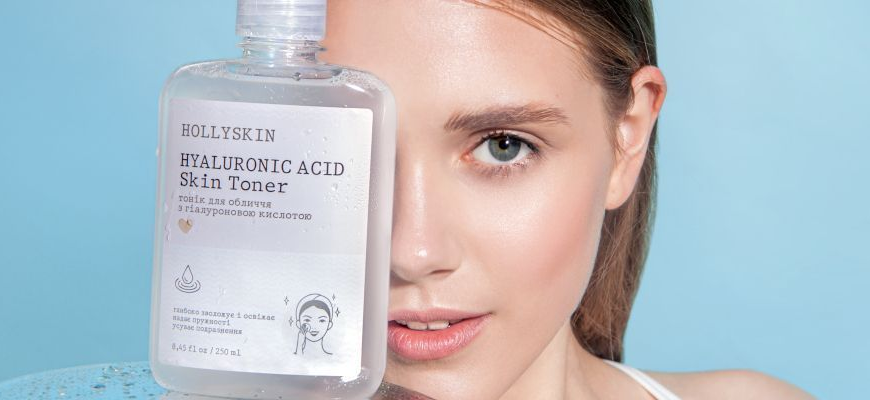 Чи потрібно змивати тонік: відповіді на запитання про догляд за шкірою