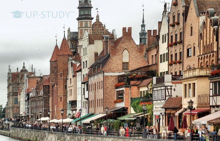 Вражаючі місця в Гданську. Як провести дозвілля з користю? | UP-STUDY