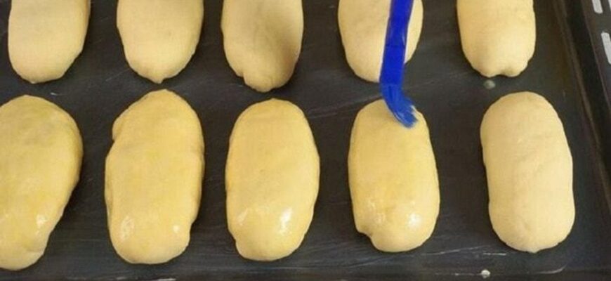 Чим змастити пиріжки перед випічкою: поради для ідеального результату