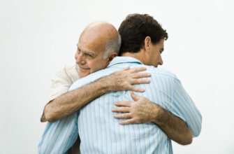 До чого сниться померлий батько: тлумачення снів та значення символу