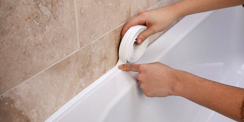 Ефективні рішення для закриття щілини між ванною і стіною