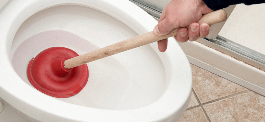 Ефективні способи прочистити унітаз: дієві поради та методи