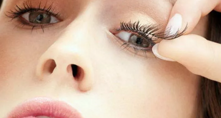 Ефективні способи швидко зняти набряк повік: поради та рекомендації