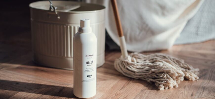 Ефективні засоби для миття підлоги: як уникнути розводів на плитці