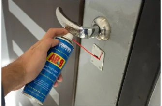Ефективні засоби для змащування дверних замків: що обрати?